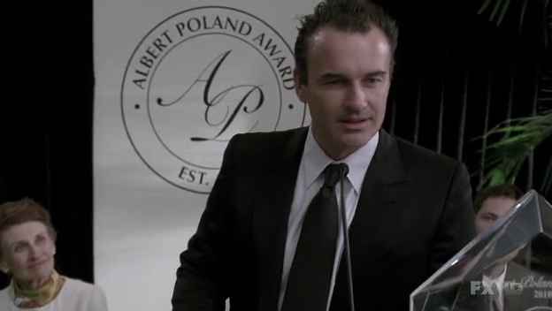 Charmed-Online-dot-NL-NipTuck6x11-2001.jpg