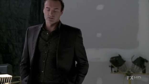 Charmed-Online-dot-NL-NipTuck6x11-2325.jpg