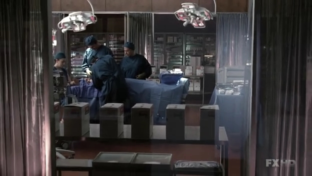 Charmed-Online-dot-NL-NipTuck6x11-2474.jpg
