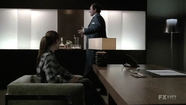 Charmed-Online-dot-NL-NipTuck6x12-0474.jpg