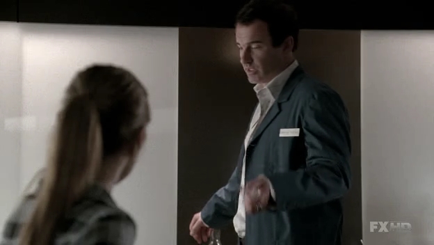 Charmed-Online-dot-NL-NipTuck6x12-0496.jpg