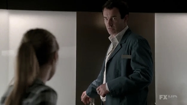 Charmed-Online-dot-NL-NipTuck6x12-0497.jpg