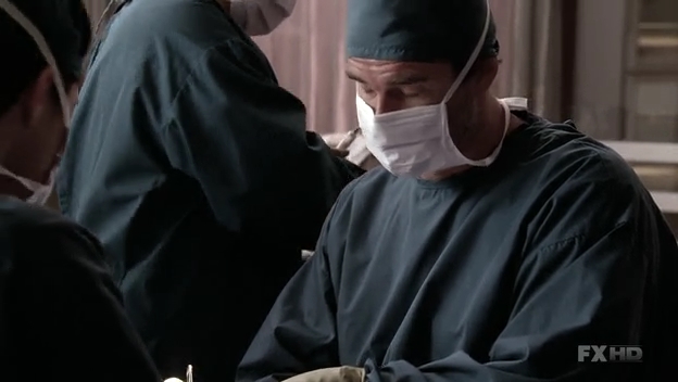 Charmed-Online-dot-NL-NipTuck6x12-0748.jpg