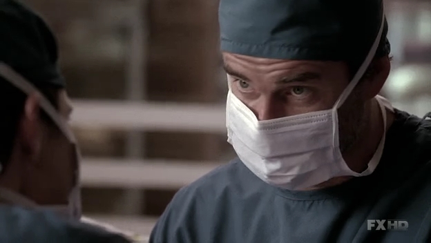 Charmed-Online-dot-NL-NipTuck6x12-0764.jpg
