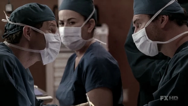 Charmed-Online-dot-NL-NipTuck6x12-0766.jpg