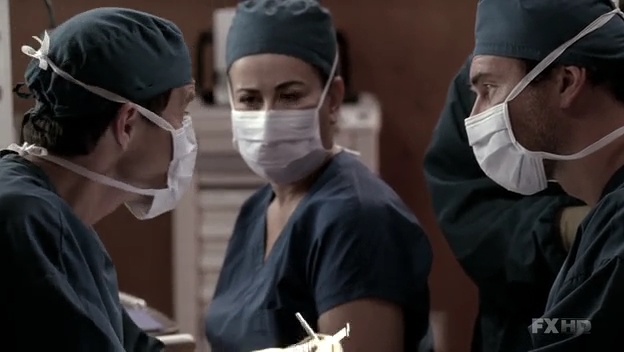 Charmed-Online-dot-NL-NipTuck6x12-0772.jpg