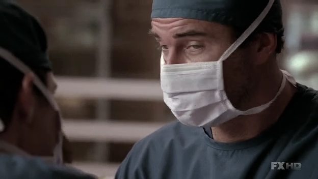 Charmed-Online-dot-NL-NipTuck6x12-0777.jpg