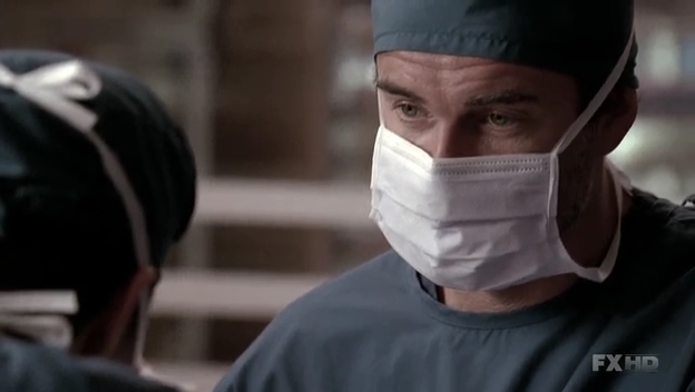 Charmed-Online-dot-NL-NipTuck6x12-0784.jpg