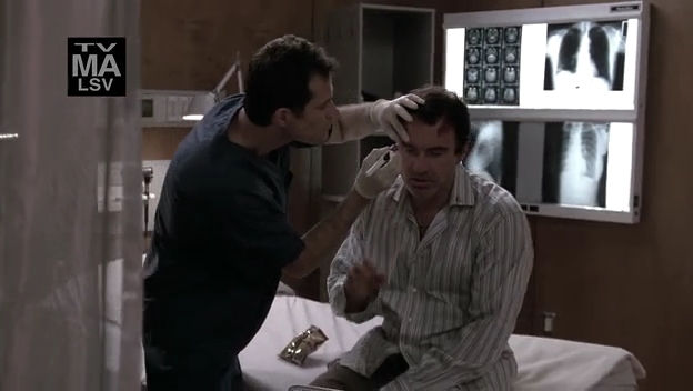 Charmed-Online-dot-NL-NipTuck6x12-1853.jpg