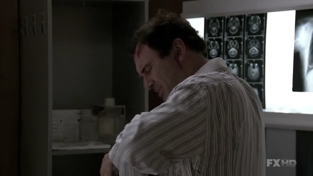 Charmed-Online-dot-NL-NipTuck6x12-1899.jpg