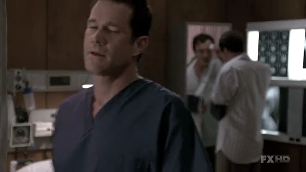 Charmed-Online-dot-NL-NipTuck6x12-1918.jpg