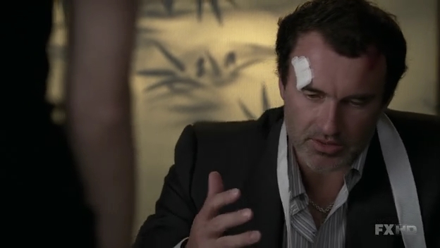 Charmed-Online-dot-NL-NipTuck6x12-2305.jpg