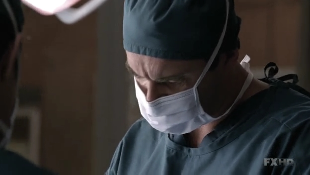 Charmed-Online-dot-NL-NipTuck6x13-0498.jpg
