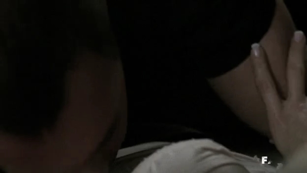 Charmed-Online-dot-NL-NipTuck6x13-0828.jpg Charmed-Online-dot-NL-NipTuck6x13-0828.jpg