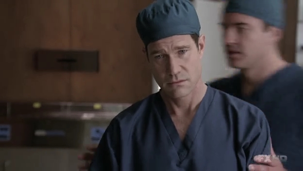 Charmed-Online-dot-NL-NipTuck6x13-0946.jpg