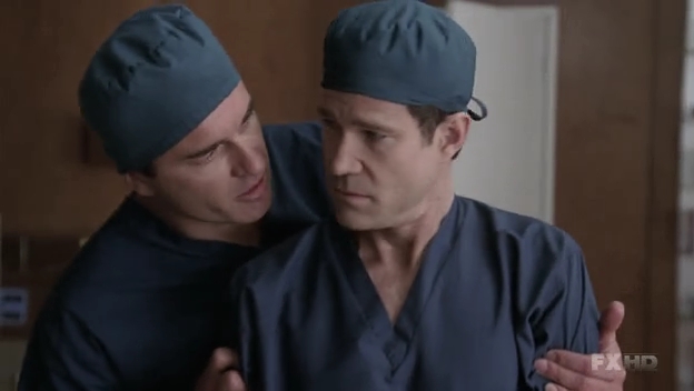 Charmed-Online-dot-NL-NipTuck6x13-0947.jpg