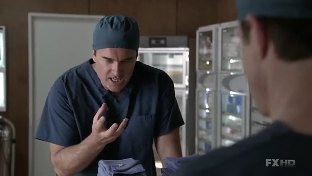 Charmed-Online-dot-NL-NipTuck6x13-0963.jpg