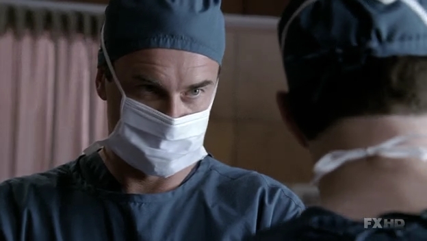 Charmed-Online-dot-NL-NipTuck6x13-1033.jpg Charmed-Online-dot-NL-NipTuck6x13-1033.jpg