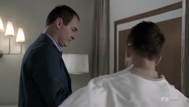 Charmed-Online-dot-NL-NipTuck6x13-1284.jpg Charmed-Online-dot-NL-NipTuck6x13-1284.jpg