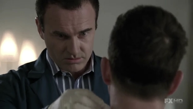 Charmed-Online-dot-NL-NipTuck6x13-1294.jpg Charmed-Online-dot-NL-NipTuck6x13-1294.jpg