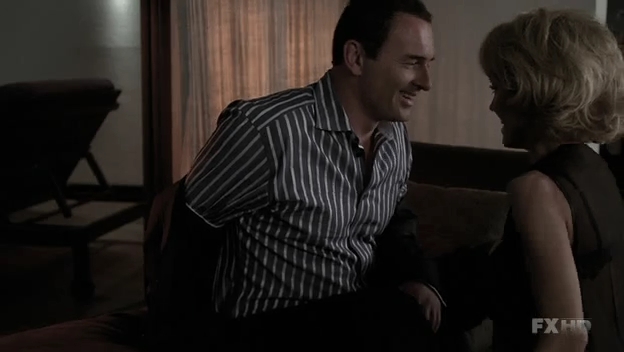 Charmed-Online-dot-NL-NipTuck6x13-1442.jpg Charmed-Online-dot-NL-NipTuck6x13-1442.jpg