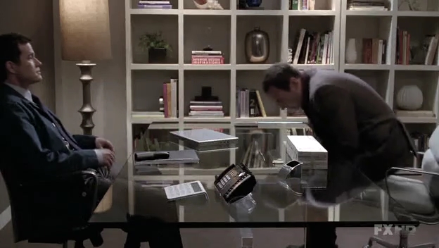 Charmed-Online-dot-NL-NipTuck6x13-2265.jpg Charmed-Online-dot-NL-NipTuck6x13-2265.jpg