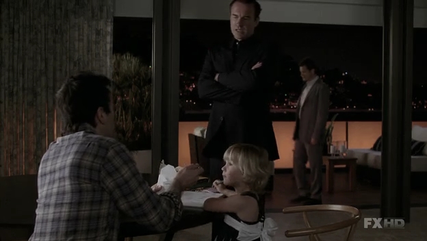 Charmed-Online-dot-NL-NipTuck6x14-0044.jpg