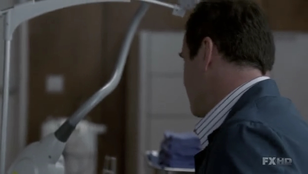 Charmed-Online-dot-NL-NipTuck6x14-1022.jpg Charmed-Online-dot-NL-NipTuck6x14-1022.jpg