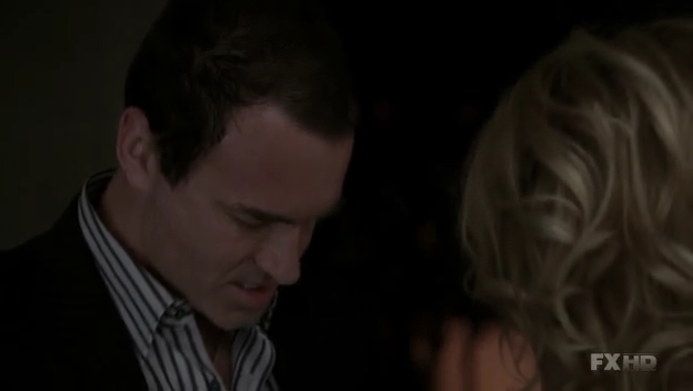 Charmed-Online-dot-NL-NipTuck6x14-1823.jpg Charmed-Online-dot-NL-NipTuck6x14-1823.jpg