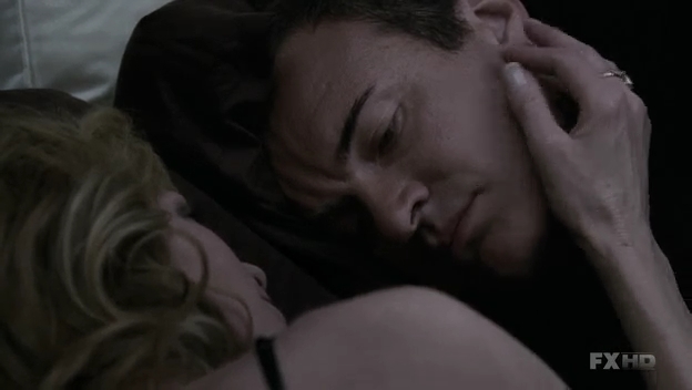 Charmed-Online-dot-NL-NipTuck6x14-2011.jpg Charmed-Online-dot-NL-NipTuck6x14-2011.jpg