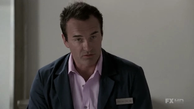 Charmed-Online-dot-NL-NipTuck6x15-1606.jpg