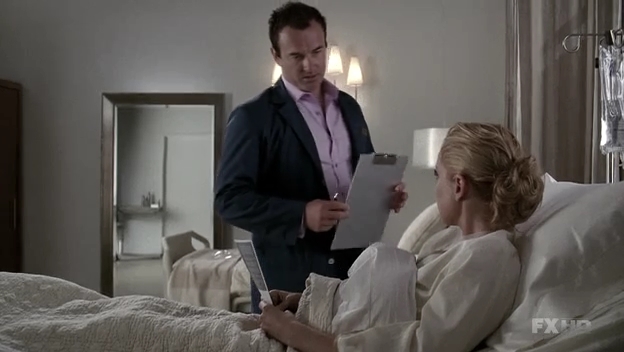 Charmed-Online-dot-NL-NipTuck6x15-1698.jpg