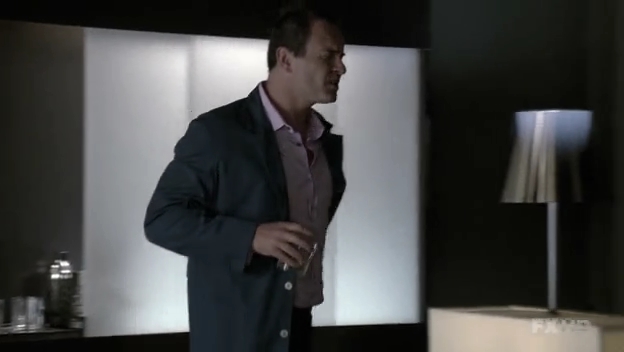 Charmed-Online-dot-NL-NipTuck6x15-1875.jpg