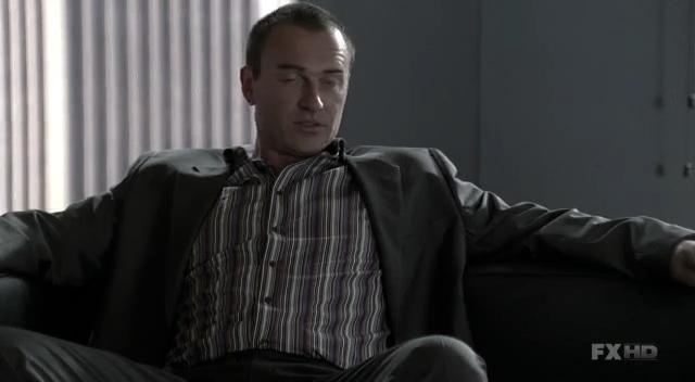 Charmed-Online-dot-NL-NipTuck6x16-0405.jpg
