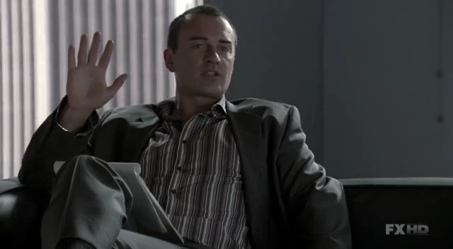 Charmed-Online-dot-NL-NipTuck6x16-0823.jpg