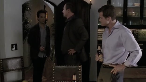 Charmed-Online-dot-NL-NipTuck6x18-0223.jpg