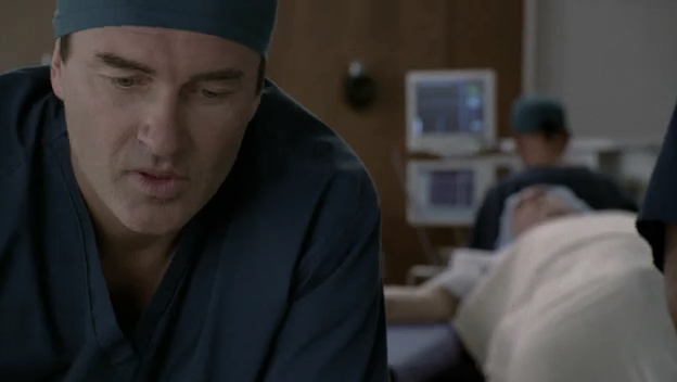 Charmed-Online-dot-NL-NipTuck6x18-0534.jpg