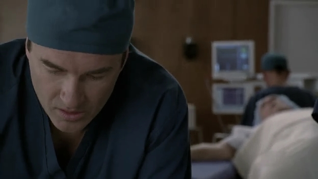 Charmed-Online-dot-NL-NipTuck6x18-0535.jpg