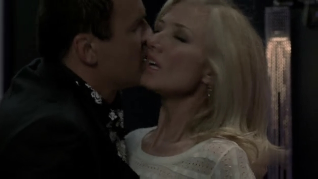 Charmed-Online-dot-NL-NipTuck6x18-0849.jpg Charmed-Online-dot-NL-NipTuck6x18-0849.jpg