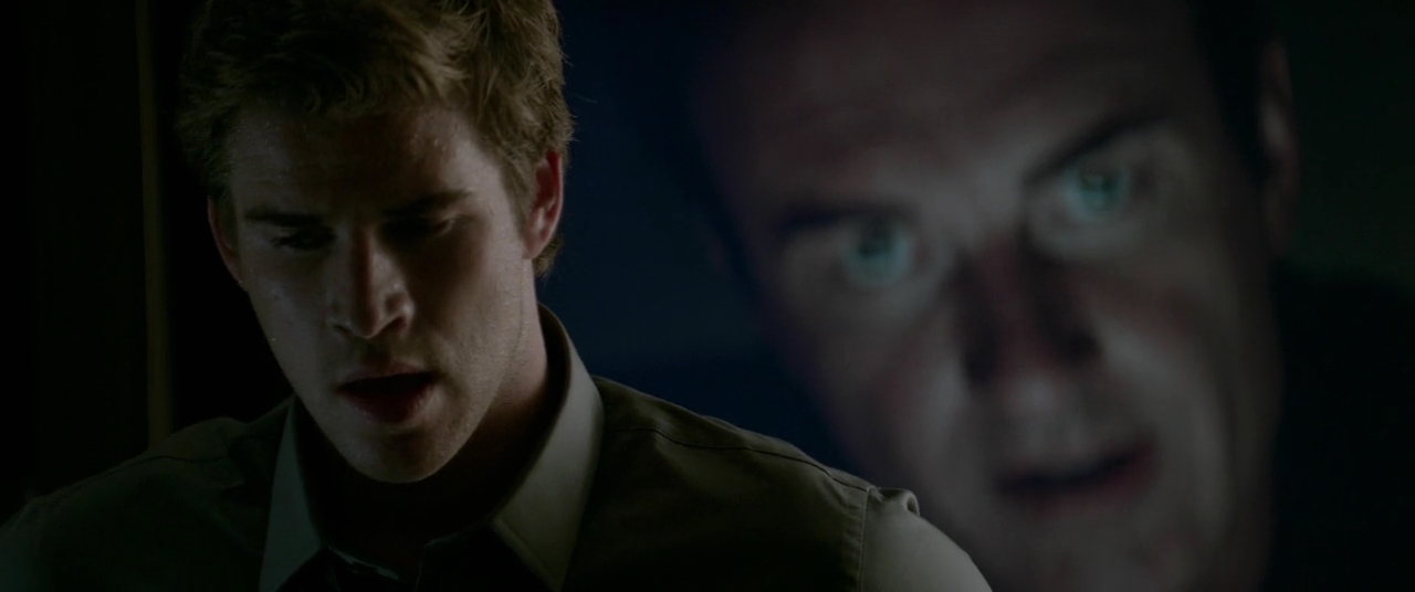 Charmed-Online-dot-NL-Paranoia3860.jpg