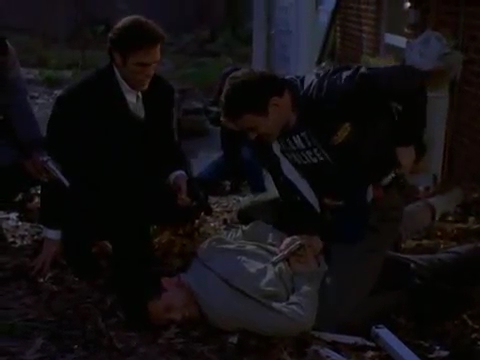 Charmed-Online-nl_Profiler1x01-1538.jpg Charmed-Online-nl_Profiler1x01-1538.jpg