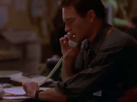 Charmed-Online-nl_Profiler1x01-1995.jpg Charmed-Online-nl_Profiler1x01-1995.jpg