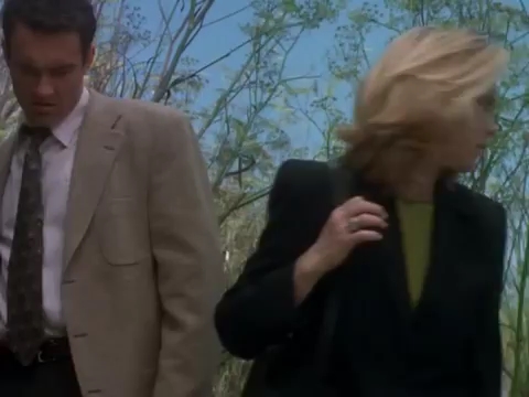 Charmed-Online-nl_Profiler1x03-1706.jpg Charmed-Online-nl_Profiler1x03-1706.jpg