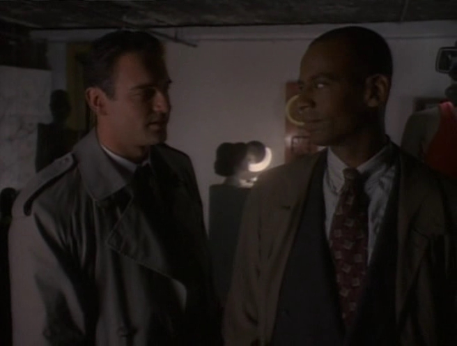 Charmed-Online-nl_Profiler1x12-1646.jpg Charmed-Online-nl_Profiler1x12-1646.jpg