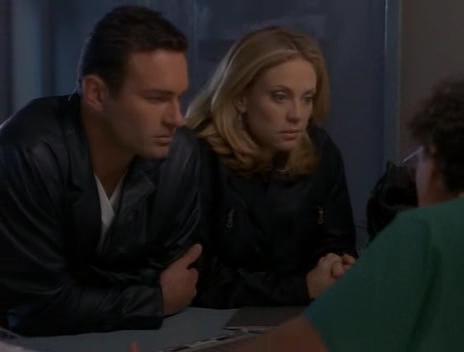 Charmed-Online-nl_Profiler2x01-1019.jpg Charmed-Online-nl_Profiler2x01-1019.jpg