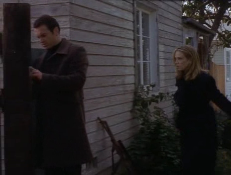 Charmed-Online-nl_Profiler2x09-1200.jpg Charmed-Online-nl_Profiler2x09-1200.jpg