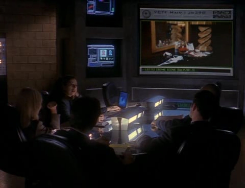 Charmed-Online-nl_Profiler2x10-0604.jpg Charmed-Online-nl_Profiler2x10-0604.jpg