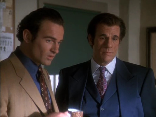 Charmed-Online-dot-nl_Profiler3x14-1234.jpg Charmed-Online-dot-nl_Profiler3x14-1234.jpg