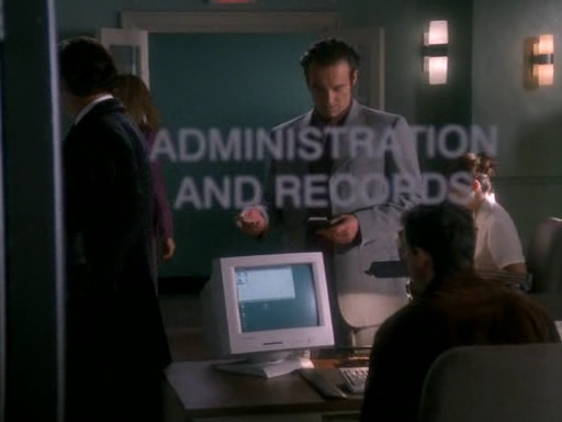 Charmed-Online-dot-nl_Profiler3x16-2004.jpg Charmed-Online-dot-nl_Profiler3x16-2004.jpg