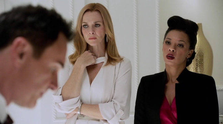 Charmed-Online-dot-nl_Runaways1x09-2012.jpg